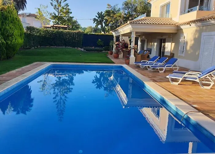 Willa Luxury Private 5 Bedroom Pool, Golf, Algarve Quarteira