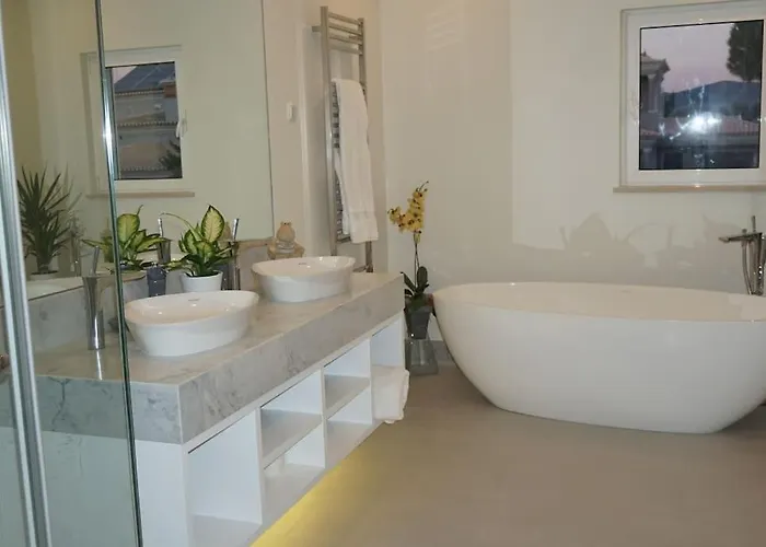 Luxury Private 5 Bedroom Pool, Golf, Algarve