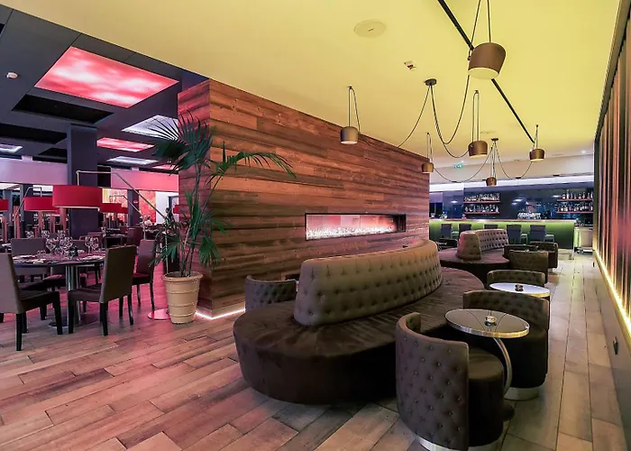 Luxury Private 5 Bedroom Pool, Golf, Algarve Quarteira