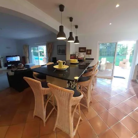 Luxury Private 5 Bedroom Pool, Golf, Algarve فيلة *