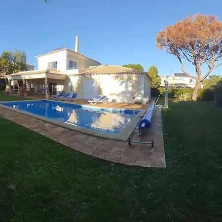 Luxury Private 5 Bedroom Pool, Golf, Algarve فيلة