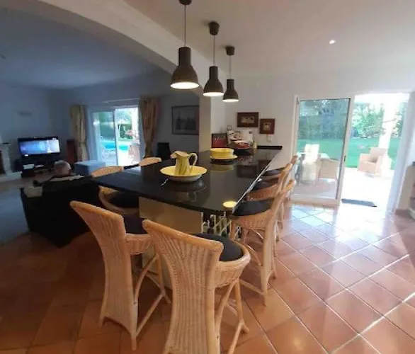 Luxury Private 5 Bedroom Pool, Golf, Algarve 别墅 *