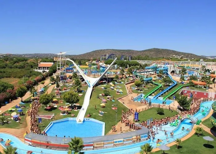 Luxury Private 5 Bedroom Pool, Golf, Algarve 别墅